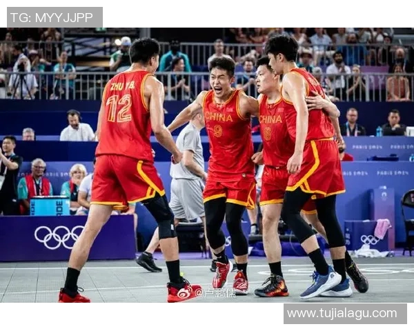 中国篮球与美国男篮的巅峰对决谁能在国际赛场上笑到最后